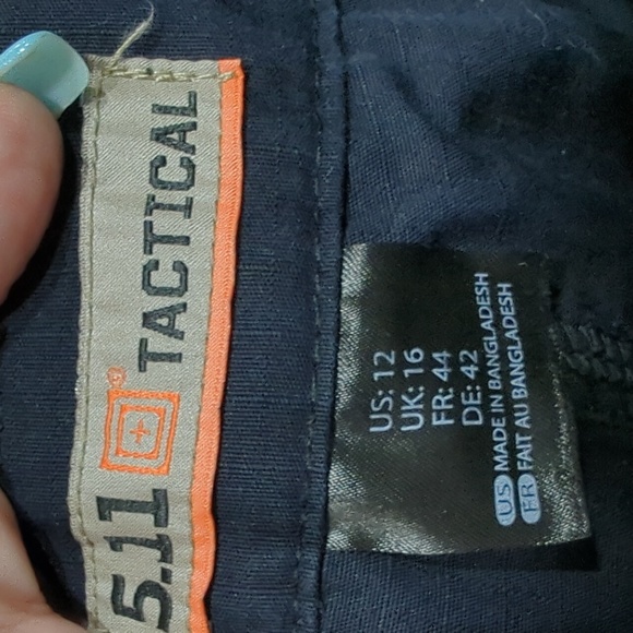 511 TACTICAL WOMENS CARGO SHORTS - Picture 12 of 13